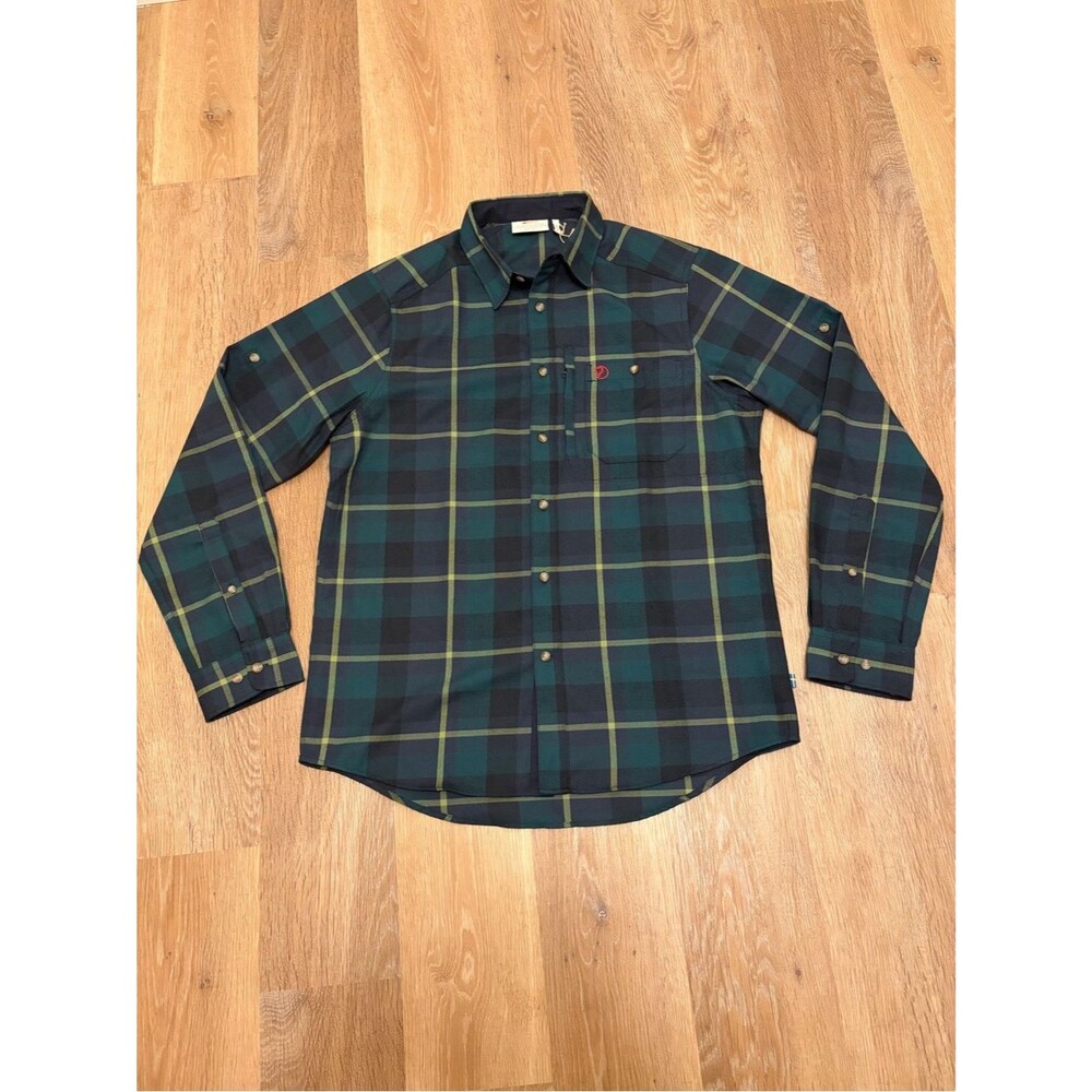 NWT Fjällräven Fjällglim Men’s M Green Navy Plaid Flannel Shirt Chest Pocket